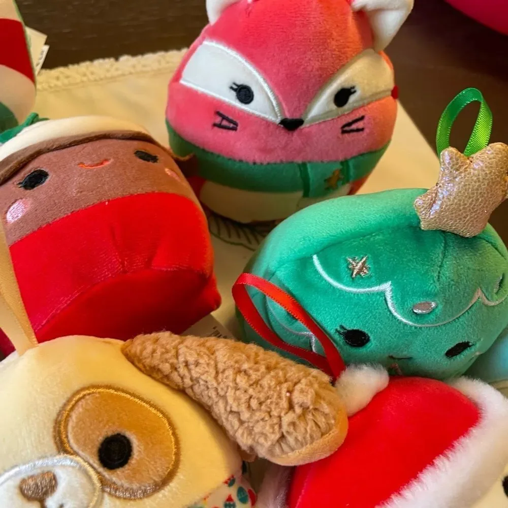 Squishmallow Mini 4 Inch Christmas Plush lot of 16 Minis!!
